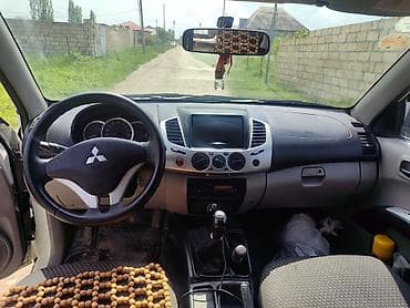 ford transit 5 1: Mitsubishi L200: 2.5 l | 2015 il 215000 km Pikap — 4