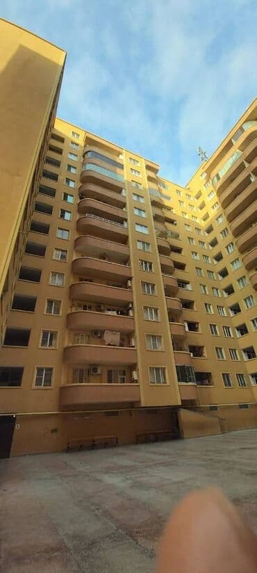 bakida tecili satilan evler xirdalanda: Bakıxanov qəs., 2 otaqlı, Yeni tikili, 73 kv. m — 9