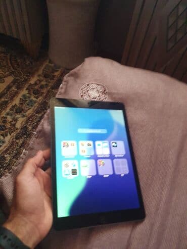 planşetlər işlənmiş: I pad 8 32 Gb satilir IDELDIR . tezeliyi ozumde olub . ustada olmayib — 2