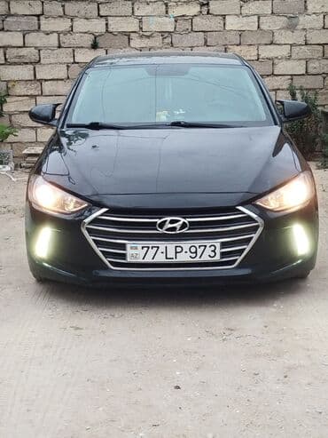 kia ceed 2010: Hyundai Elantra: 0.2 l | 2017 il Sedan — 11