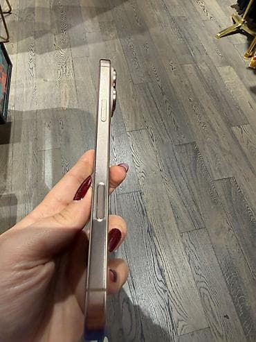 iphone 8 telefon: IPhone 16 Pro Max, 256 GB, Desert Titanium, Face ID — 7