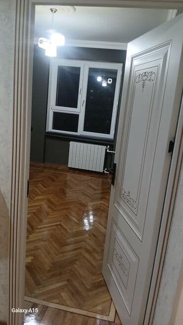 20 ci sahe kiraye evler 2025: KİRAYƏ ÜÇÜN İŞİQLİ və səliqəli mənzil otağı və geniş mətbəx. MENZİL — 11