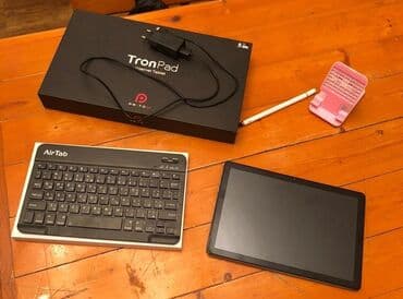 TronPad internet planşeti və AirTab klaviatura dəsti. Bu dəst həm iş