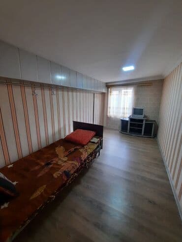 bine atciliq ev: Binəqədi qəs. 5 otaqlı, 130 kv. m, Orta təmir — 9