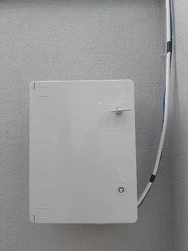 Elektrik avtomobillər üçün şarj panosu. Çox az isdifadə olunub lalafo.az -da Elektrik avtomobillər üçün şarj panosu. Çox az isdifadə olunub