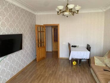 savalanda evler: Bakı, 3 otaqlı, Köhnə tikili, 80 kv. m — 1