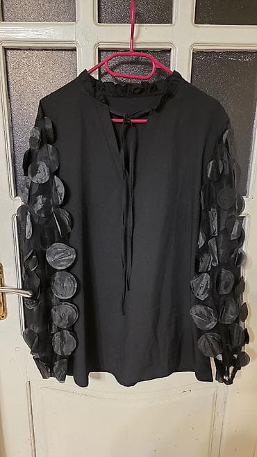 qara kişi sviterləri: Real aliciya endirim var. 40-42 olcu. Yenidir.geyinilmeyib.metrolara — 1