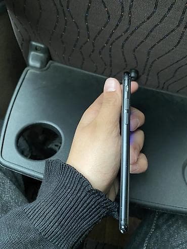 iphone telefonları: IPhone SE 2020, 128 GB, Qara, Barmaq izi — 3