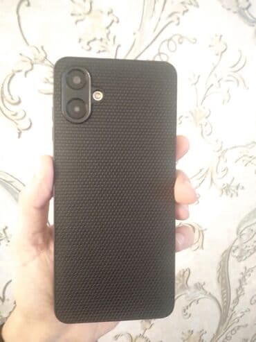 samsunq a 50: Samsung Galaxy A06, 128 GB, rəng - Qızılı, Barmaq izi — 6