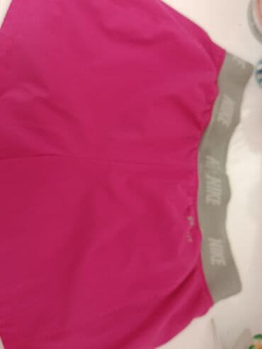 детские шорты для роллеров: Nike qadın idman şortu 11-12 yaş üçün - Rəng: parlaq çəhrayı - Brend — 2