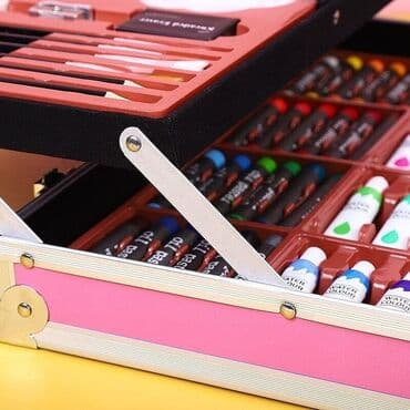 uşaqlar üçün casus dəsti: 🎨Rənkləmə rəsim seti. 🖌145 parcadan ibaretdi. 🧳diplomat rəsim dəsti — 8