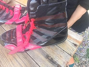 kişi ayaqabları: 7,8 dəfə işlənib satılırı problemsiz iyi gəlmir 45 manata alınıb — 7