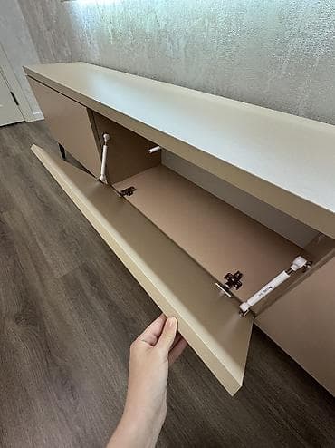 Yeni, Düz TV altlığı, Polkasız, Laminat, Azərbaycan lalafo.az -da Yeni, Düz TV altlığı, Polkasız, Laminat, Azərbaycan