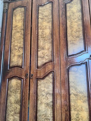 taxta ev qapıları: Açılan, 4 qapılı Düz dolab, Şifonyer — 1