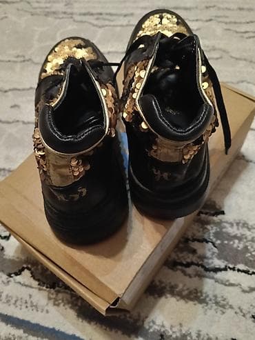 deri godekceler: Zara, Ölçü: 35, rəng - Qara, İşlənmiş — 3