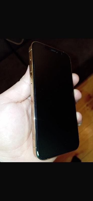 54 ekran tv: IPhone 12 Pro, Qızılı, Face ID — 3