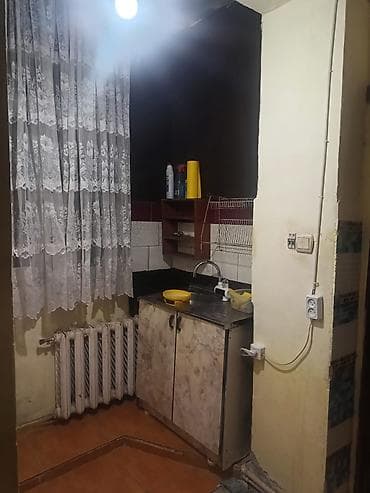 Mənzillər: 40 kv. m, 1 otaqlı, Kombi, Qaz, İşıq — 2