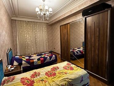 9 ci mikrorayon satilan evler: 4 otaqlı, Yeni tikili, m. Neftçilər, 160 kv. m — 9