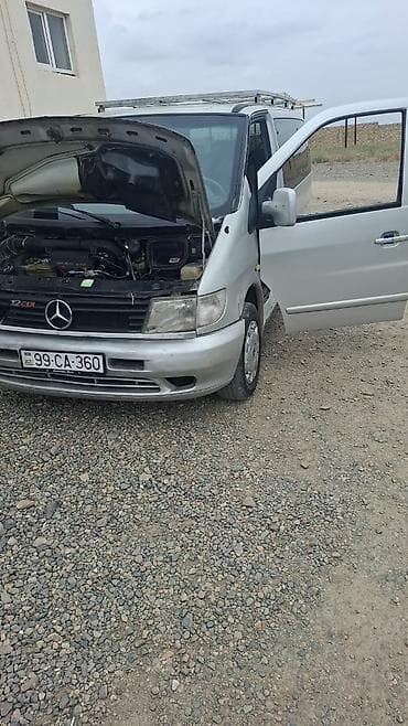 tra: Mercedes-Benz Vito: 2.2 l | 2000 il Van/Minivan — 3