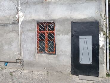 meyve tərəvəz: RT Arxasında körpüdən sağda 2 ci küçədə 2 mərtəbəli 8 otaqlı həyət evi — 2