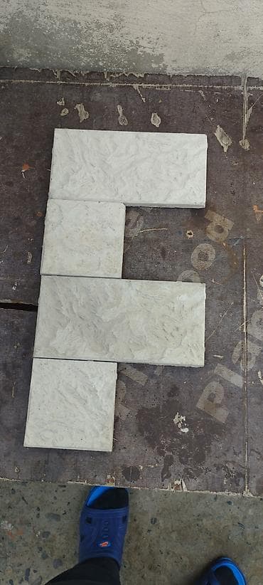 Daş nzs qəsəbəsində yerləşir. Gəlib yerində baxıb kontrol edə — 2