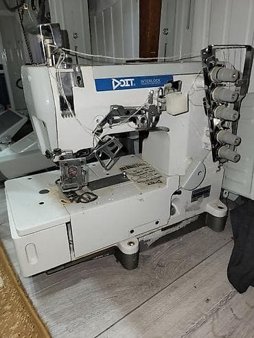 60 manata telefon: İnterlok 330 azn. Hecbir problemi yoxdur. Stolu da var, sokuludur — 1