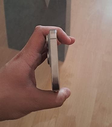 celiloglu telefon nomresi: IPhone 16 Pro, 128 GB, Gümüşü, Face ID — 5