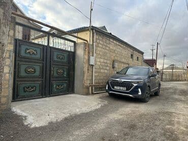 xirdalanda tecili satilan evler: Bakıxanov qəs. 3 otaqlı, 100 kv. m, Yeni təmirli — 18