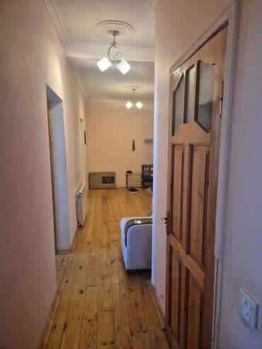 азербайджан недвижимость продажа: Kirayə ev verilir komunalni içində olmaq şərtiylə 200.man.tek — 2