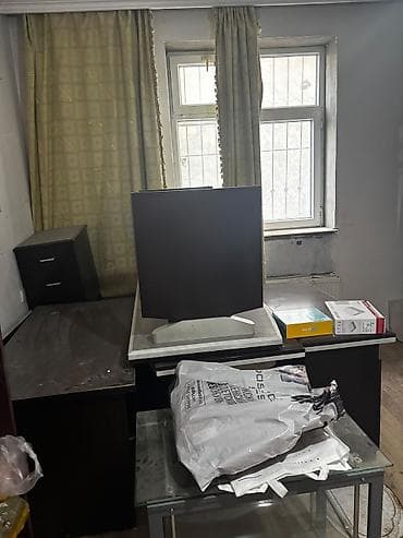 угловой офисный стол: Ofis mebel dəsti Tərkib: - Menecer stolu: L formalı, iş səthində — 10