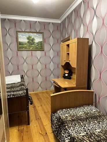 7 mkr kiraye kohne tikili: Satılır: 3 otaqlı mənzil/interyer Xüsusiyyətlər: - Geniş zal — 8