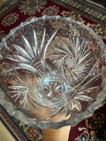 şüşə gülü: Vaza dəsti, Xrustal — 3