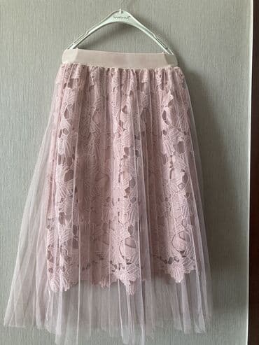 прокат костюмов бишкек: Yubka, Coco, küpür, tül, türk istehsalı, ölçü S-M, qiymet 25 azn. Deri — 1