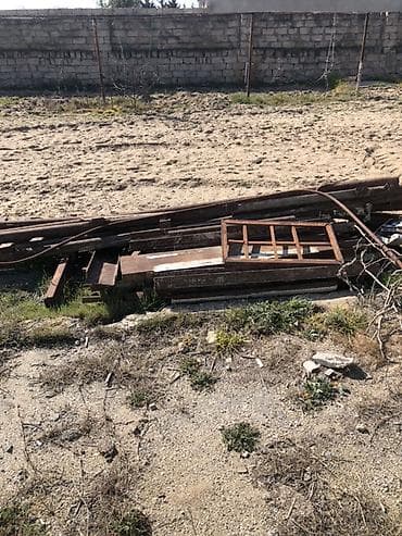 Məhsul: Metal konstruksiya materialları və hurda dəmir dəsti Təsvir