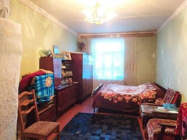 4 mikrorayonda satilan menziller: Bakı, 4 otaqlı, Köhnə tikili, 60 kv. m — 4