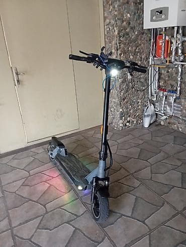 elektra skuter: İşlənmiş Elektrik samokat 10", > 1000 Vt, > 45 km/s, Ünvandan götürmə, Ödənişli çatdırılma — 2
