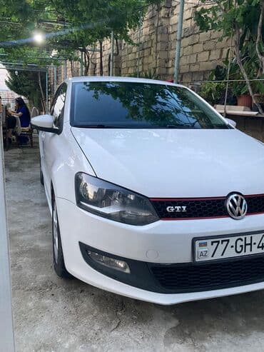 dörd göz qaz: Volkswagen Polo GTI, ağ rəng, 5 qapılı hetçbek. Xarici: - GTI ön — 2