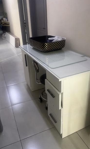 Sifarişlə salon mebeli: Düz masa, Siyirməli, Şüşə, Kredit yoxdur — 1