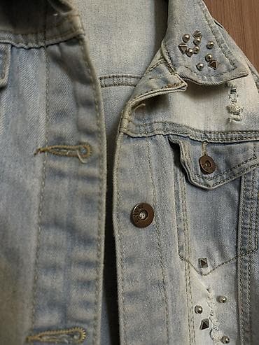 Paltolar: Açıq mavi rəngdə qadın cins gödəkçə - Kəsim: klassik, düyməli, yüngül — 3