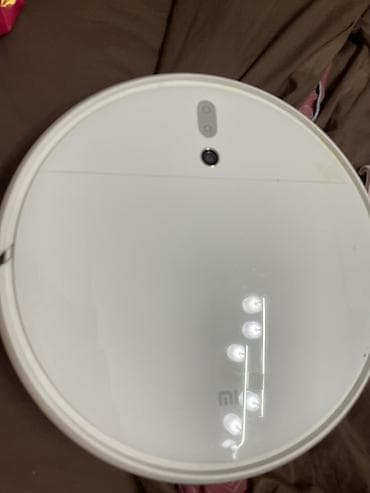 vector robot: Xiaomi Mi Robot Vacuum (ağ rəng, dairəvi korpus) 650 manata alinib - — 4
