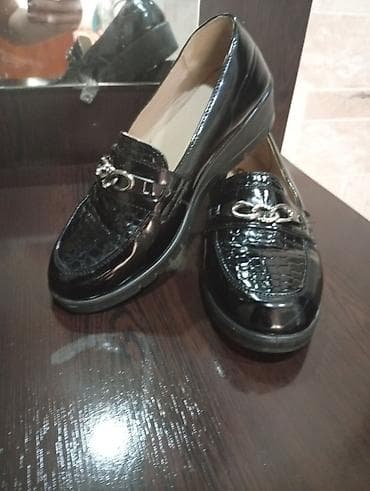 Ölçü: 38, rəng - Qara, İşlənmiş