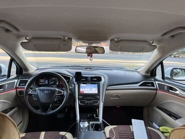 mercedes benz e 2000: Ford Fusion sedan – ağ rəng, 4 qapı, tam ölçülü şəhər/tras sedanı — 8