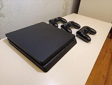 oculus 2: PlayStation 4 Slim proşifkalı konsolu + 3 ədəd DualShock 4 idarəetmə — 4