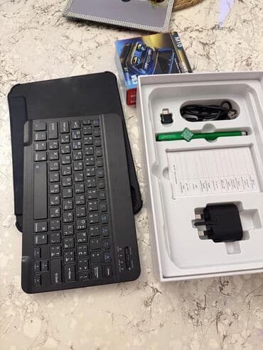 ikinci el ipad mini: Planşet. Yeni alinib.demek olar işlenmiyib.ustunde bir dene bele ciziq — 8