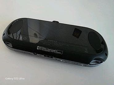 ps4 2 orjinal pult: Playstation vita ela veziyyetdedir Hec bir problemi yoxdu Ciziqsizdir — 7