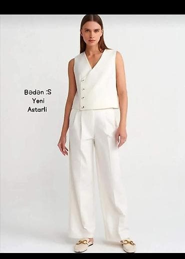 naxış: Ucuz qiymətə hər birinə satıram 1) Qara blazer jakey - Bədən: 34 - — 3