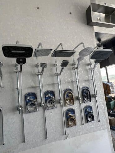 mətbəx moykaları: Müxtəlif dizaynlarda su kranları və duş başlıqları təklif edirik. Hər — 19