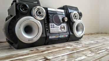 Mercedes-Benz: 3800 w Güclü səs sistemi 2 Basoviki 2 Səs Kalonkaları var — 1