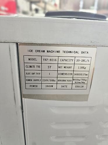Dondurma aparatı 3 rəngli Yumşaq Dondurma Maşını ✅️ Stolüstü model — 9