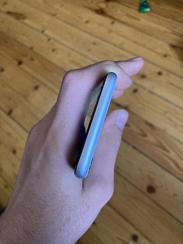 iphone 12 128: IPhone SE 2020, 64 GB — 5